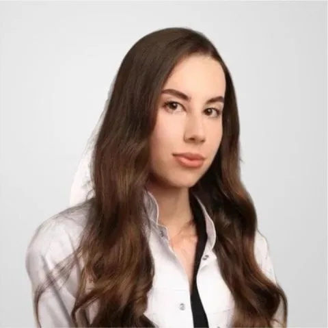 Сулейменова Аделина Арсеновна